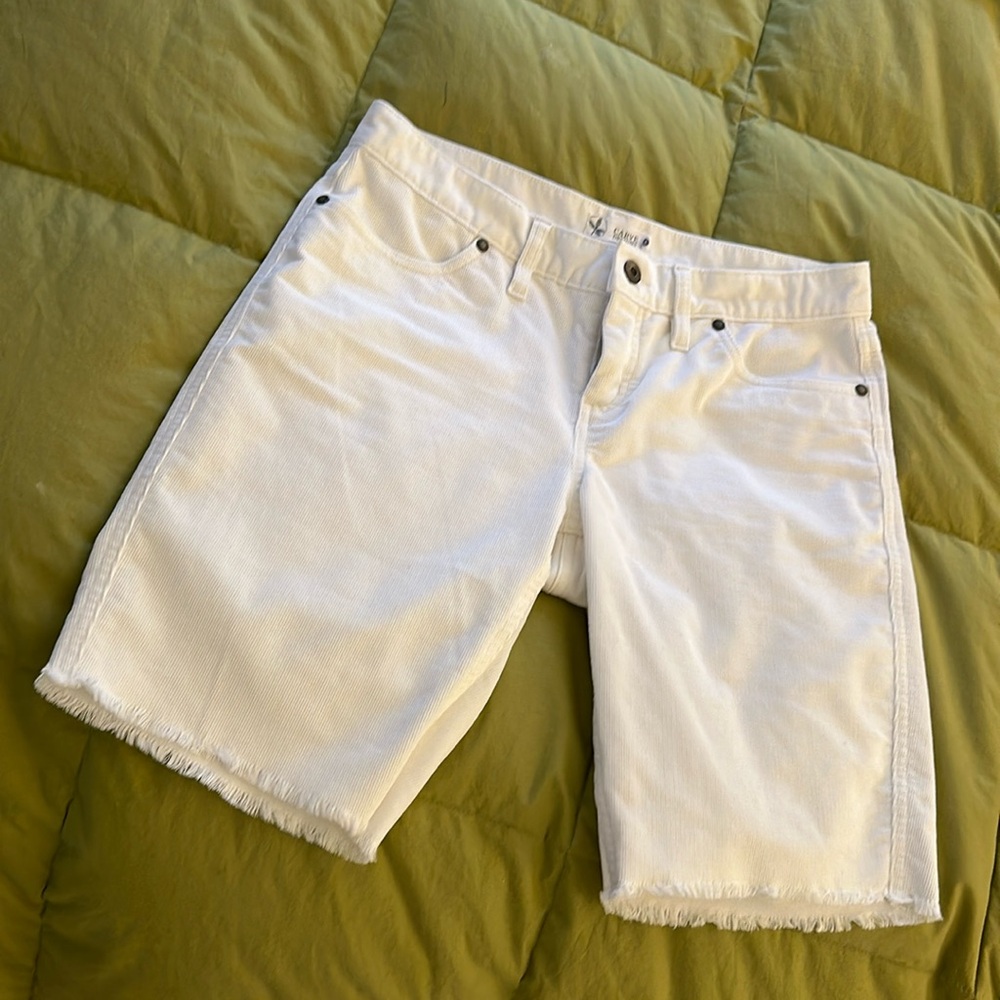 Soft white shorts.size 2, very fine.corduroy.